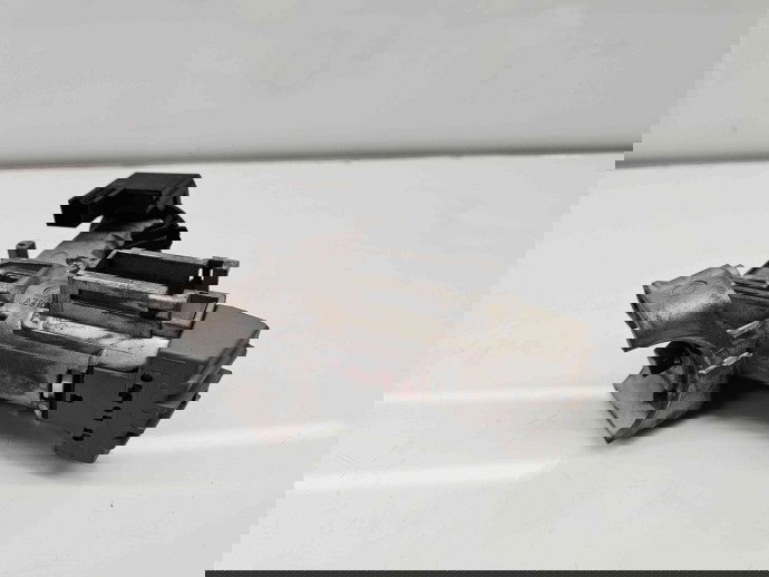  Contact cu cheie Ford Fiesta 6 [Fabr 2008-2019] 8V513F880CC 1.4 TDCi DV4C50KW / 68CP