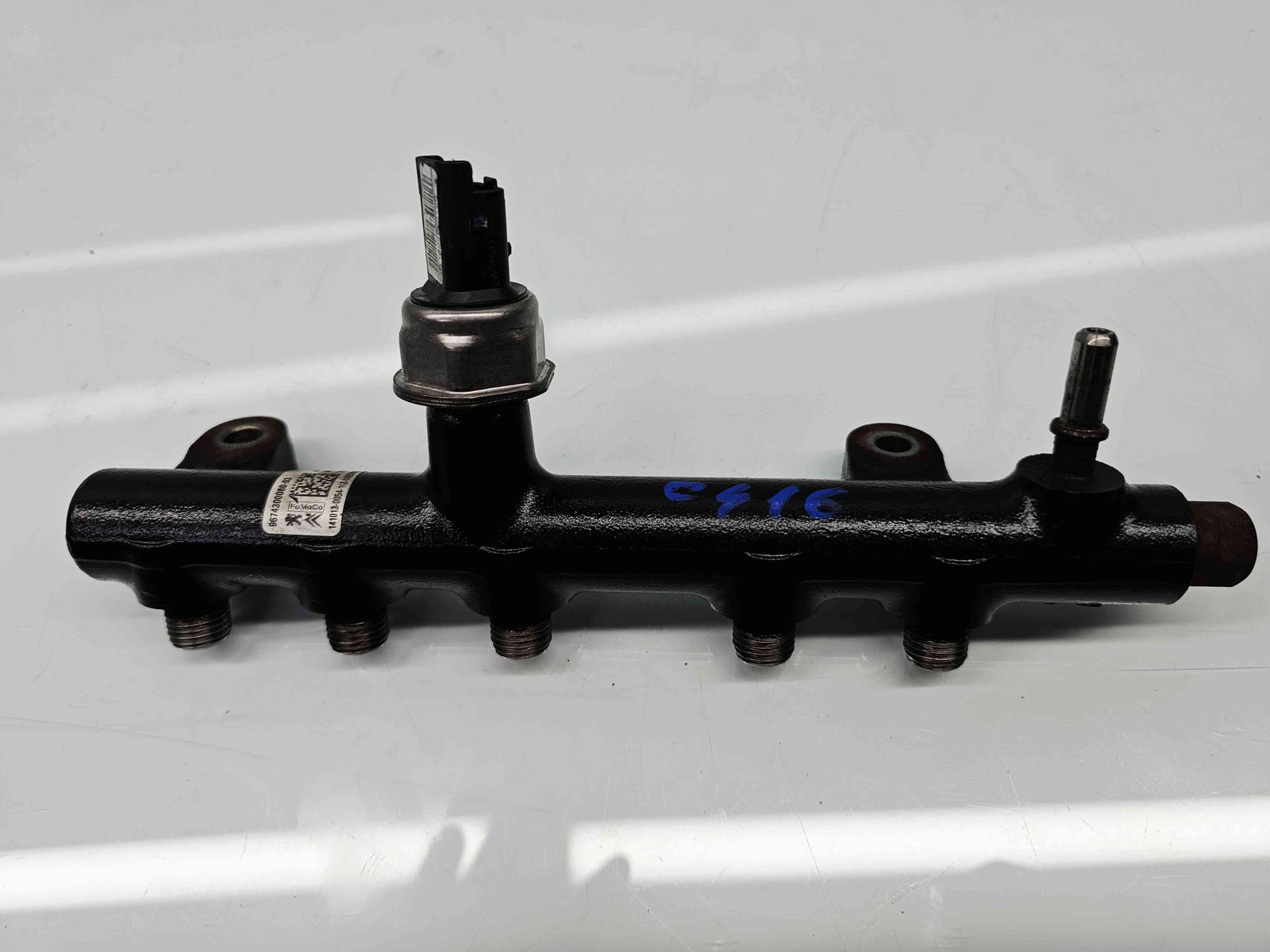 Rampa injectoare Peugeot 308 (II) [Fabr 2013-2020] 9674300080 2.0 hdi 9H05 110KW / 150CP - imagine 2