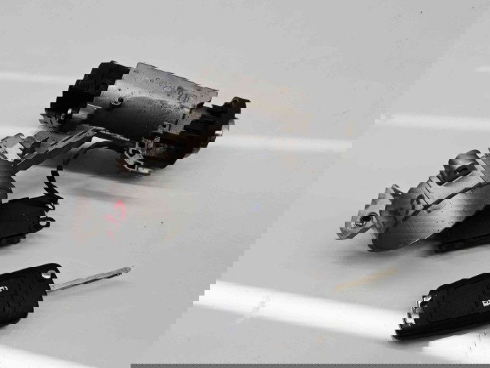  Contact cu cheie  Opel Zafira C (P12) [Fabr 2011-2017] 20939745 1.6 cdti B16DTL81KW / 110CP