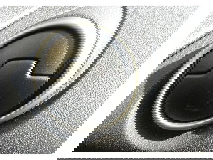 Gril aerisire stanga Nissan Qashqai 1.5 DCI K9K OEM 2009-2013