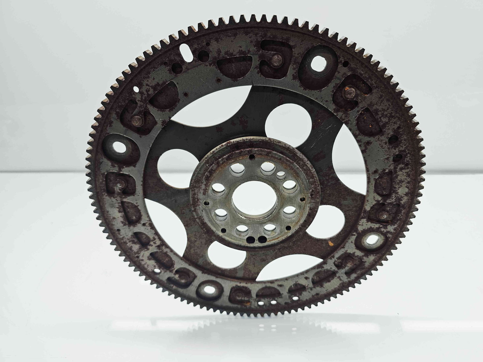 Coroana volanta Bmw 5 (F10) [Fabr 2011-2016] 2.0 N47D20 160KW / 218CP - imagine 4