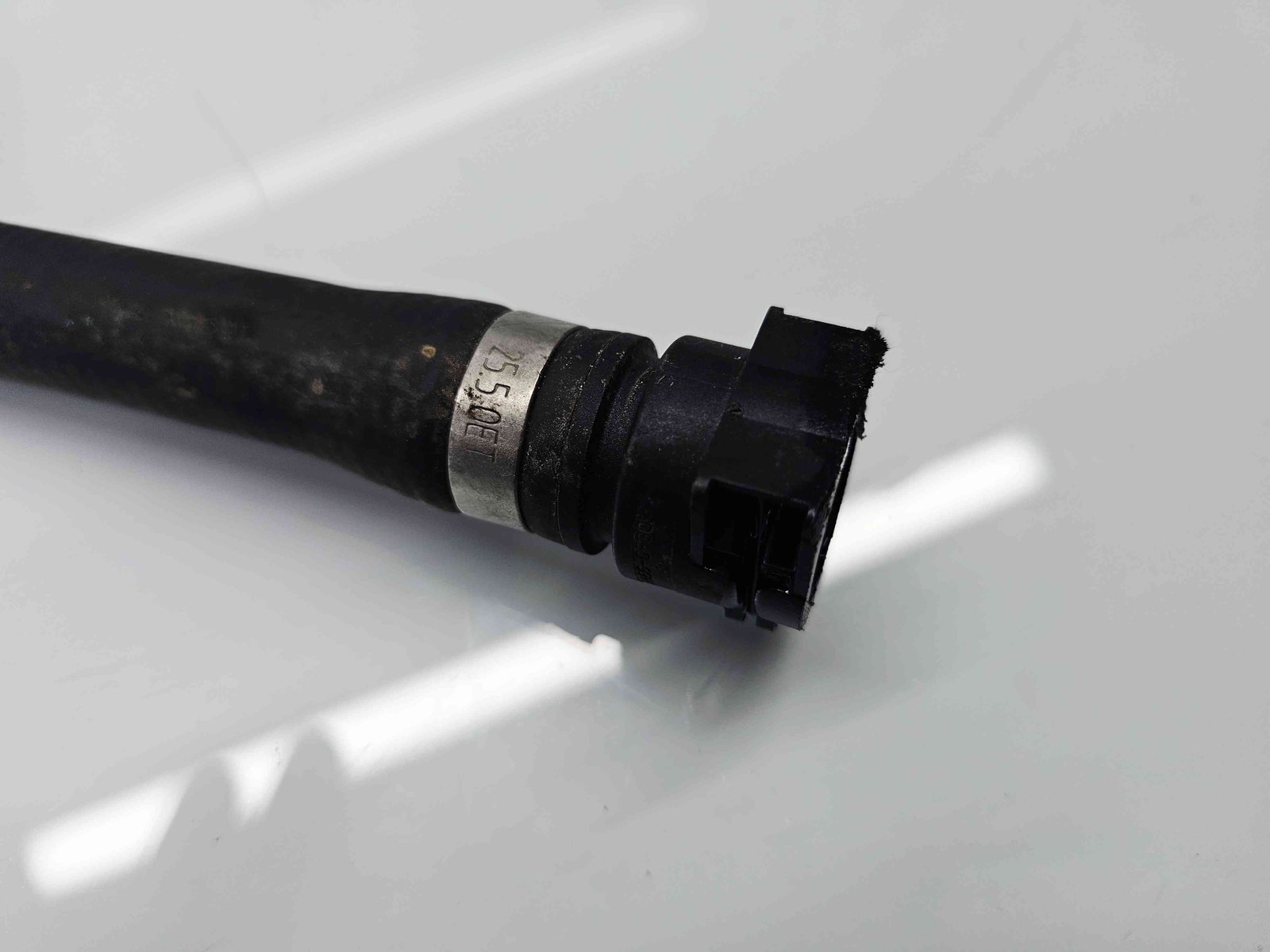 Furtun apa Bmw 5 (F10) [Fabr 2011-2016] 8509102 2.0 N47D20 160KW / 218CP - imagine 3