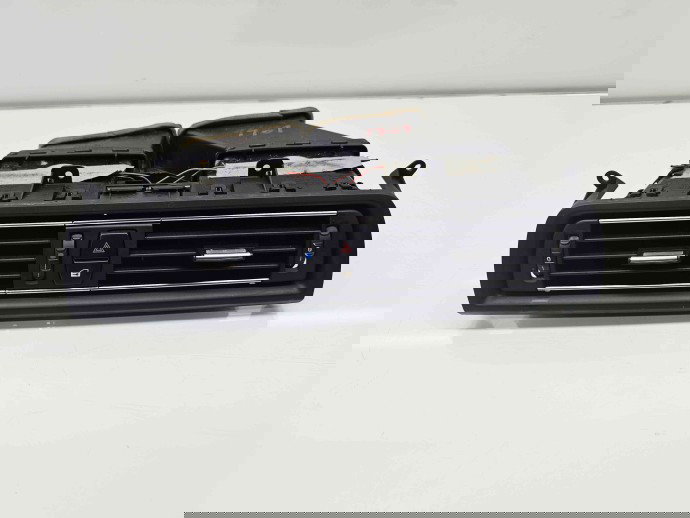  Grila aerisire centrala Bmw 5 (F10) [Fabr 2011-2016] OEM