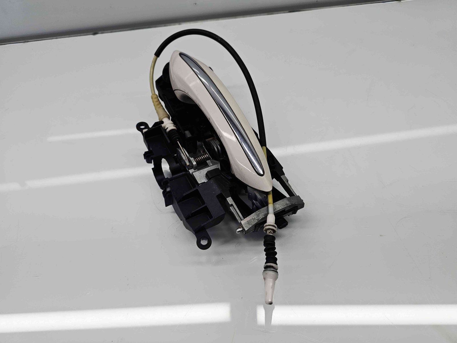 Maner usa dreapta fata Bmw 5 (F10) [Fabr 2011-2016] - imagine 2