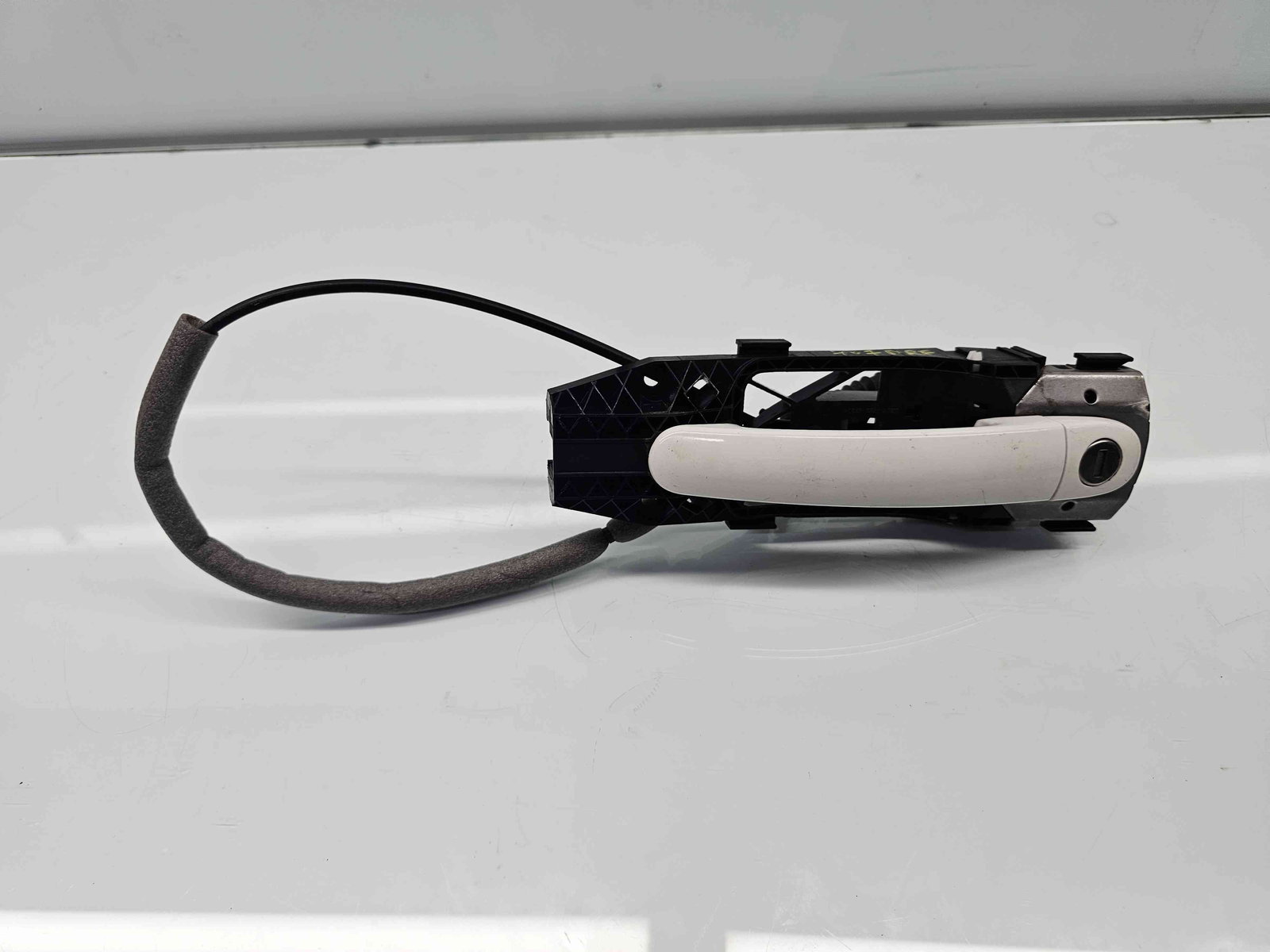 Maner usa dreapta fata Seat Ibiza 5 (6J5) FR [Fabr 2008-2017] - imagine 1