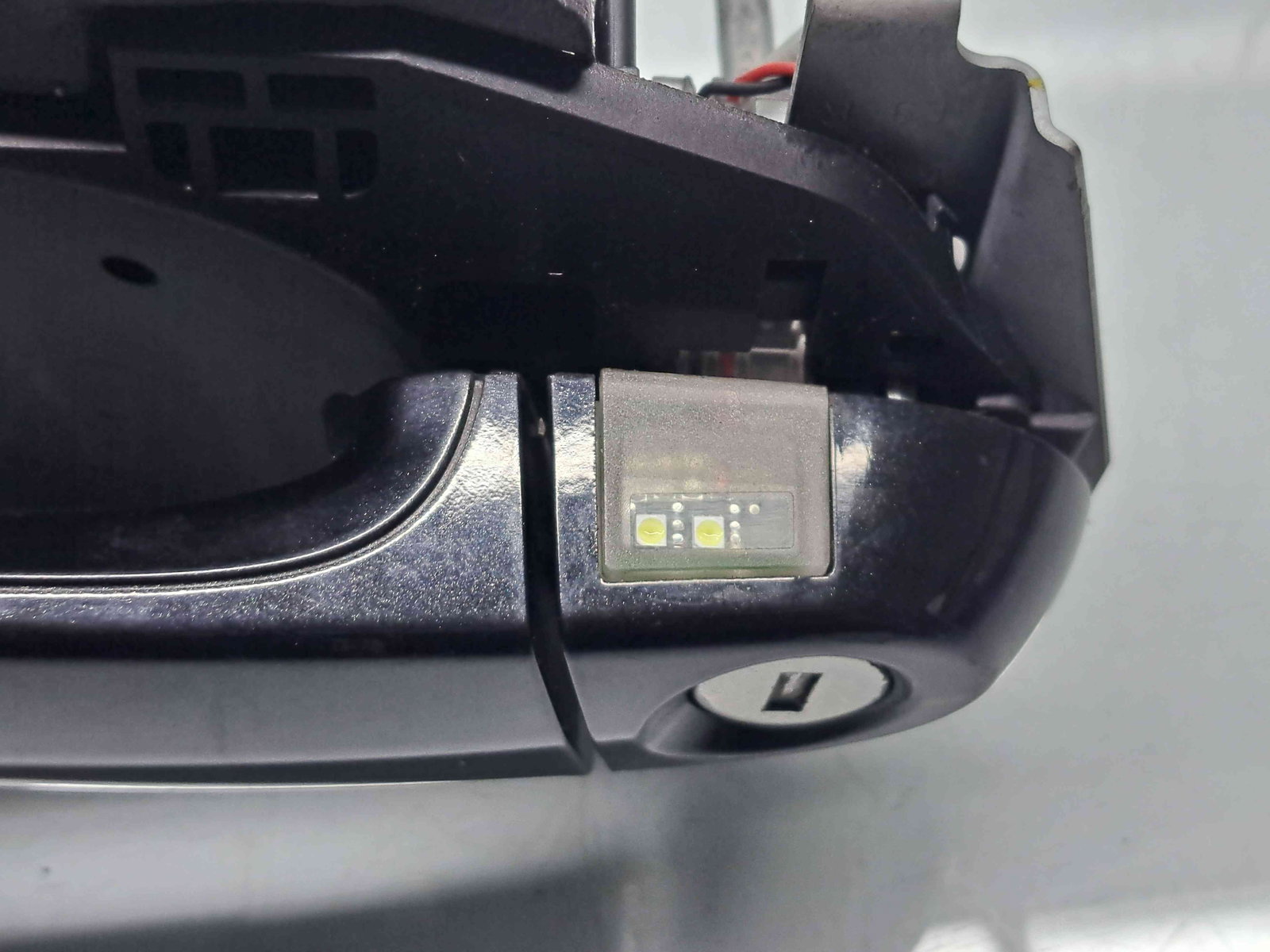 Maner usa dreapta fata Bmw X3 (F25) [Fabr 2010-2017] - imagine 4