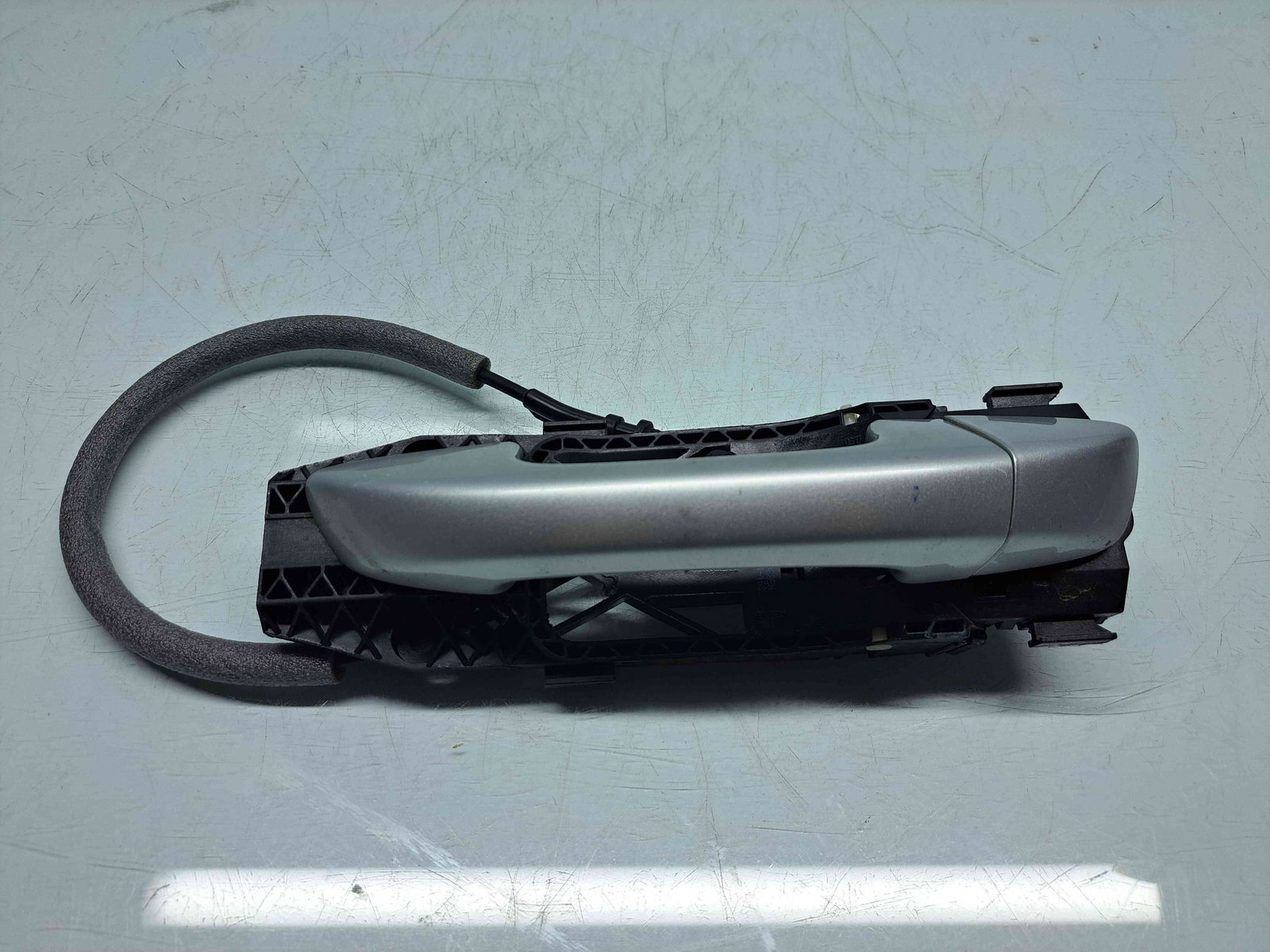 Maner usa stanga fata Volkswagen Golf 6 (5K1) [Fabr 2009-2013]