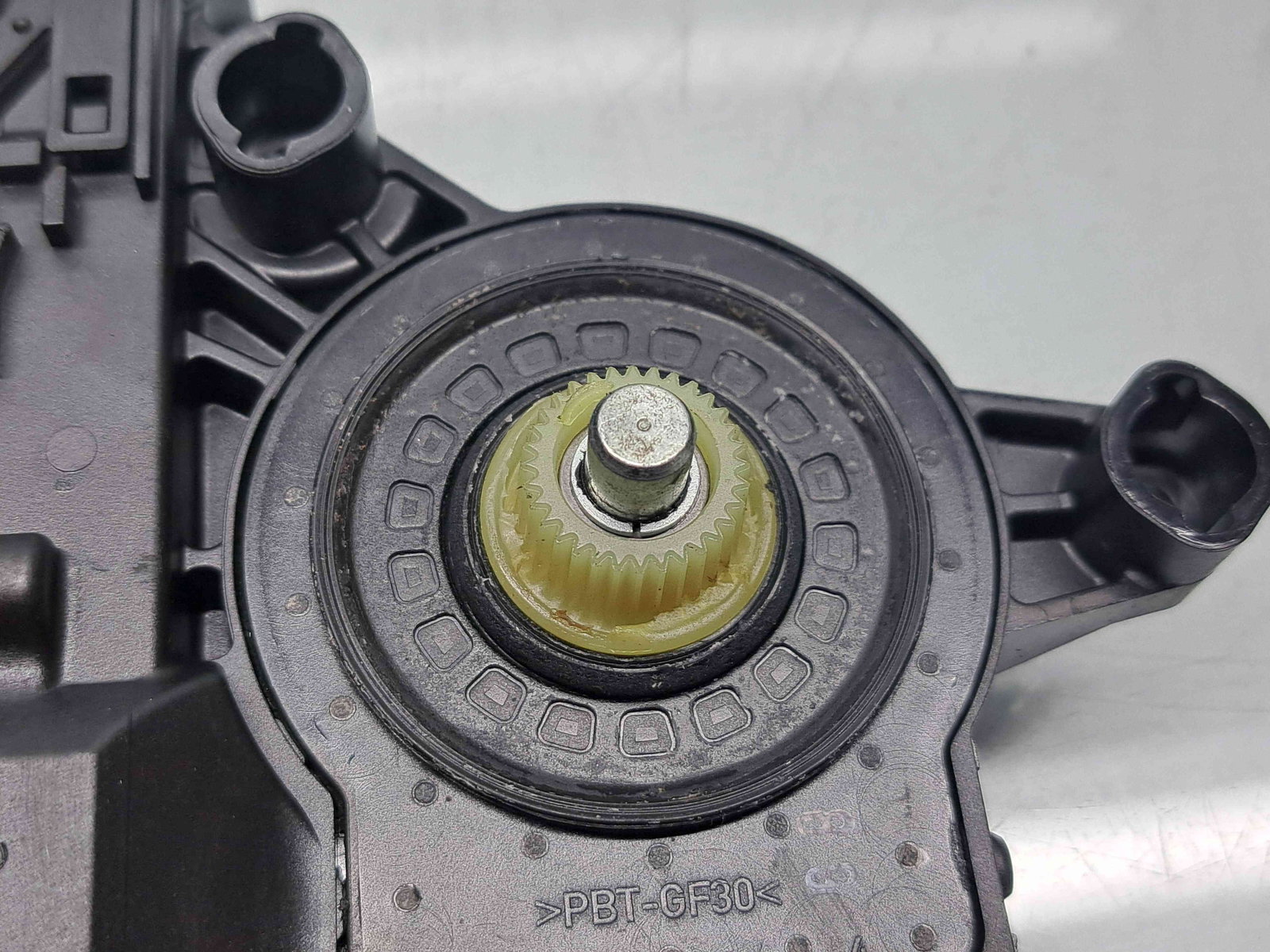 Motoras geam dreapta spate Volkswagen Golf 6 (5K1) [Fabr 2009-2013] - imagine 4
