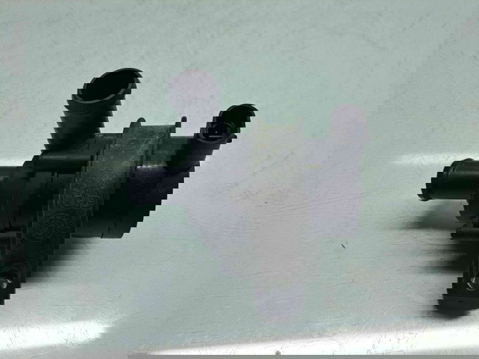 Pompa recirculare apa Volvo V40 II Facelift [Fabr 2013-2019] 31320347 2.0 D4204T8 88KW / 120CP