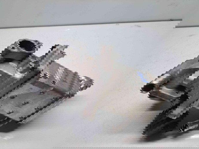 Racitor gaze Volvo V40 II Facelift [Fabr 2013-2019] P32203034 2.0 D4204T8 88KW / 120CP