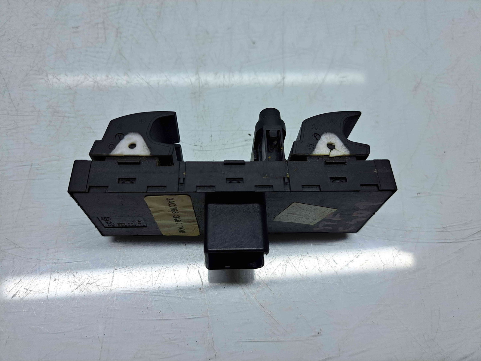 Butoane comanda geamuri sofer Volkswagen Passat B7 (362) [Fabr 2010-2014] 3AC868348D - imagine 3