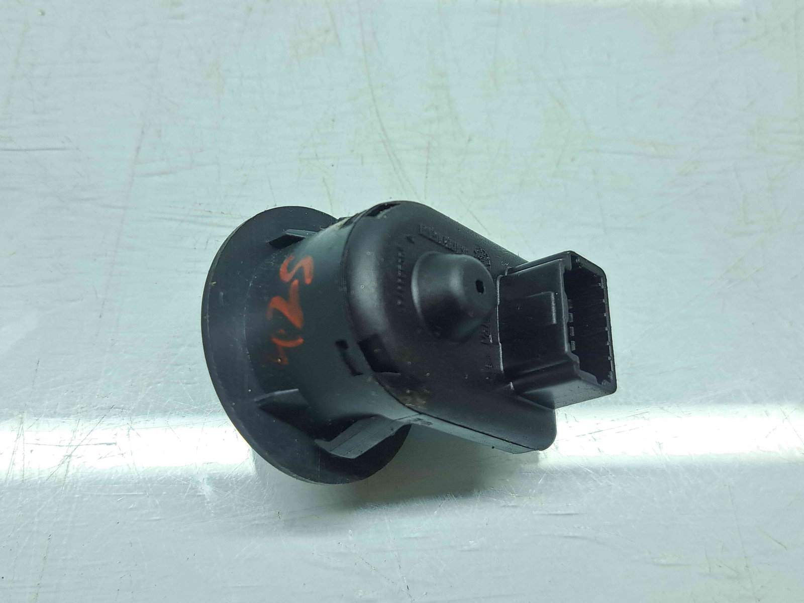 Buton reglaj oglinzi Renault Clio 4 (B98) Hatchback [Fabr 2012-2020] 255706283R - imagine 3