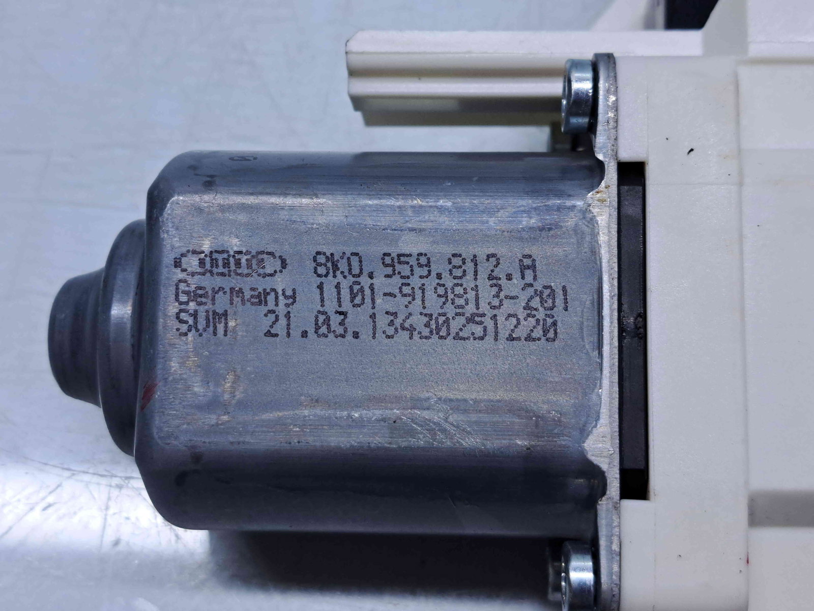 Motoras geam dreapta spate Audi A6 (4G2, C7) [Fabr 2012-2017] - imagine 4