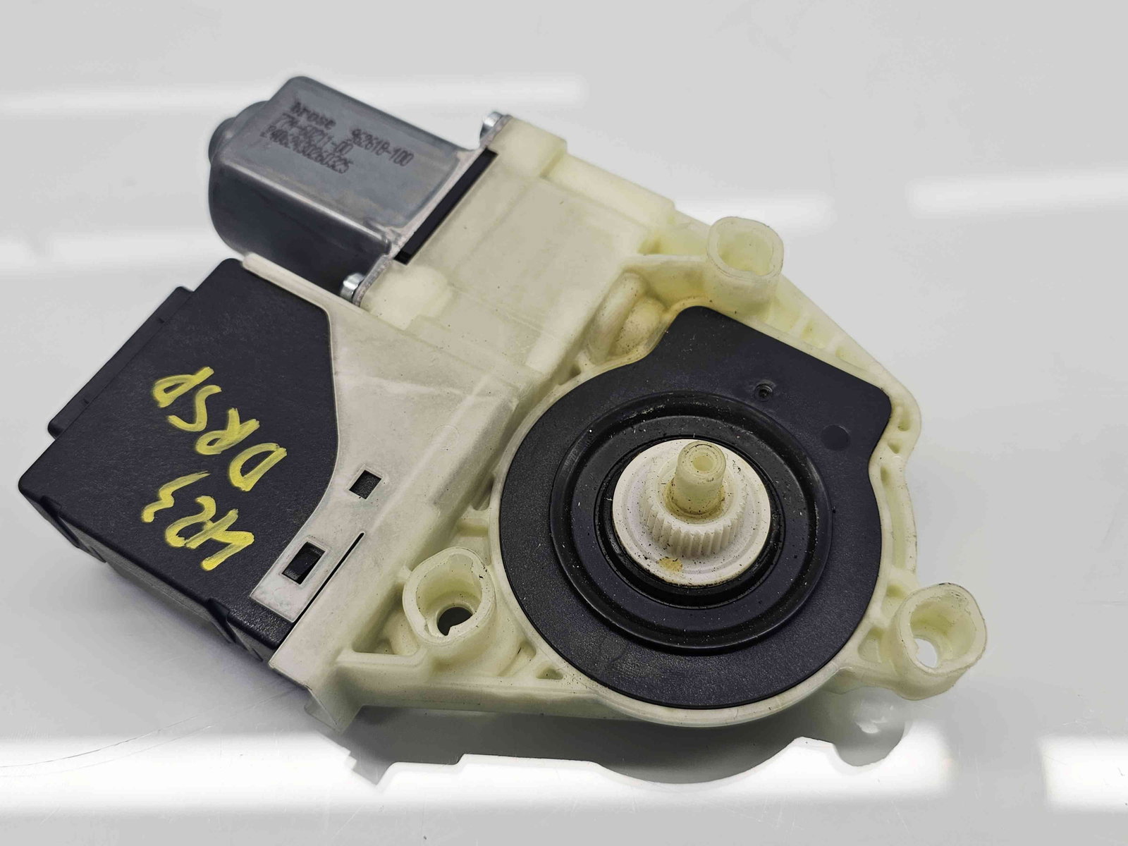 Motoras geam dreapta spate Volkswagen Passat B7 (365) Variant [Fabr 2010-2014]