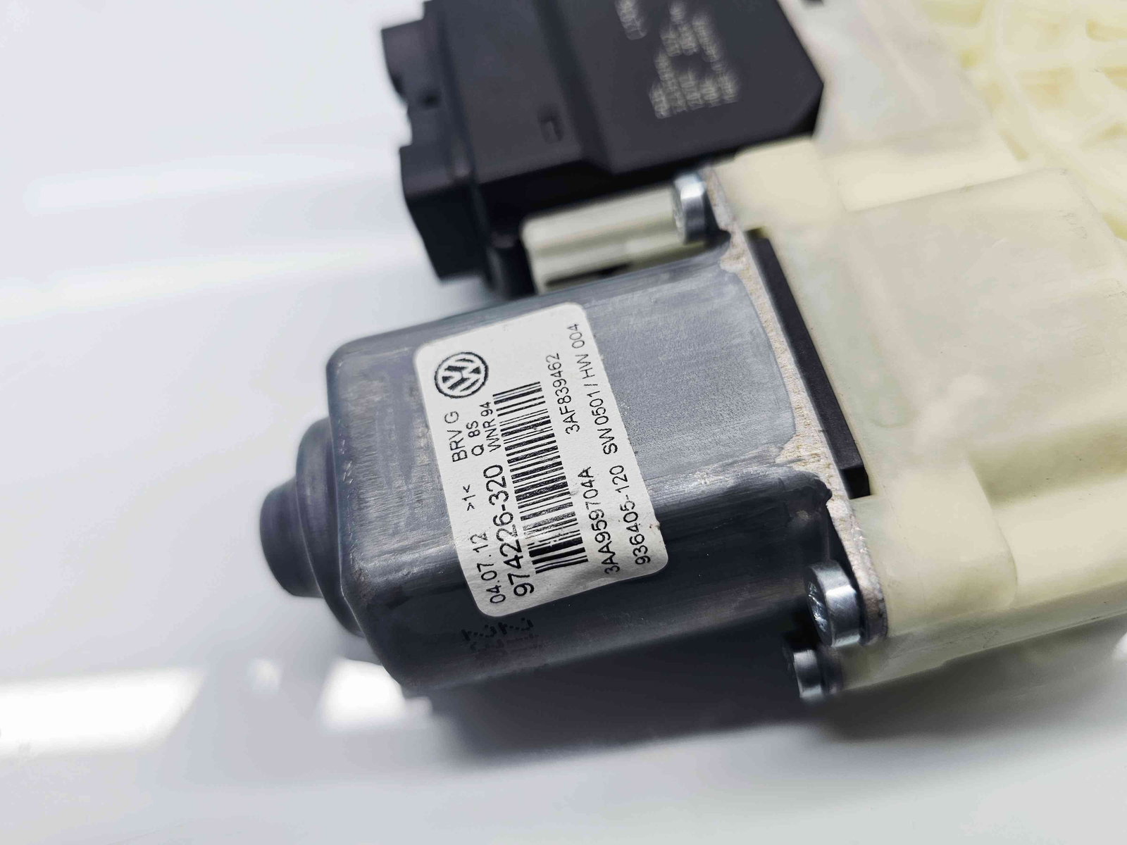 Motoras geam dreapta spate Volkswagen Passat B7 (365) Variant [Fabr 2010-2014] - imagine 5