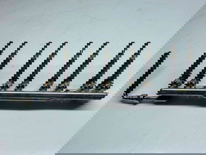 Rampa injectoare Nissan Juke [Fabr 2010-2014] Hatchback OEM 1.6 B HR16DE   