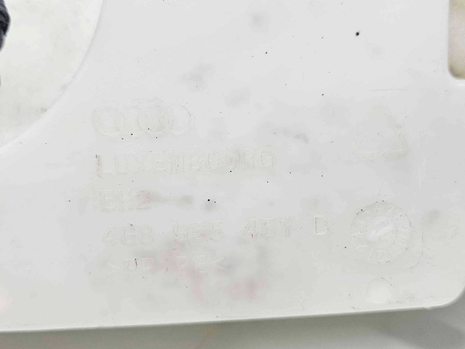 Vas lichid parbriz AUDI A6 (4G5, C7) [Fabr 2011-2017] 4G8955451D - imagine 3