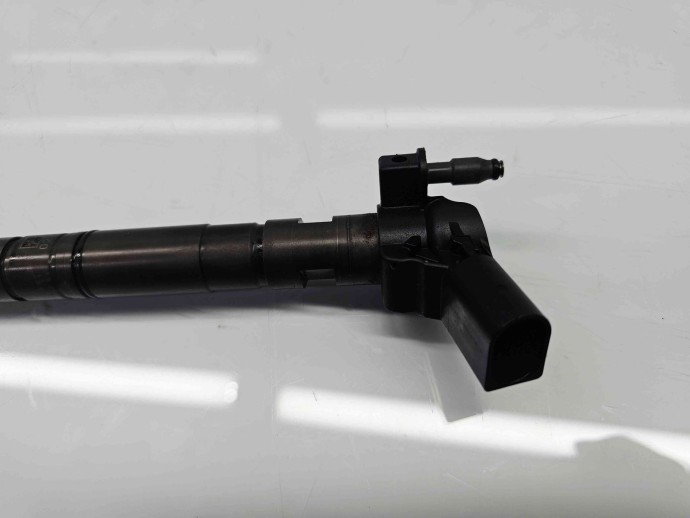 Injector  AUDI Q5 (8RB) [ Fabr 2008-2016] 03L130277 2.0 TDI CAGA 105KW / 143CP
