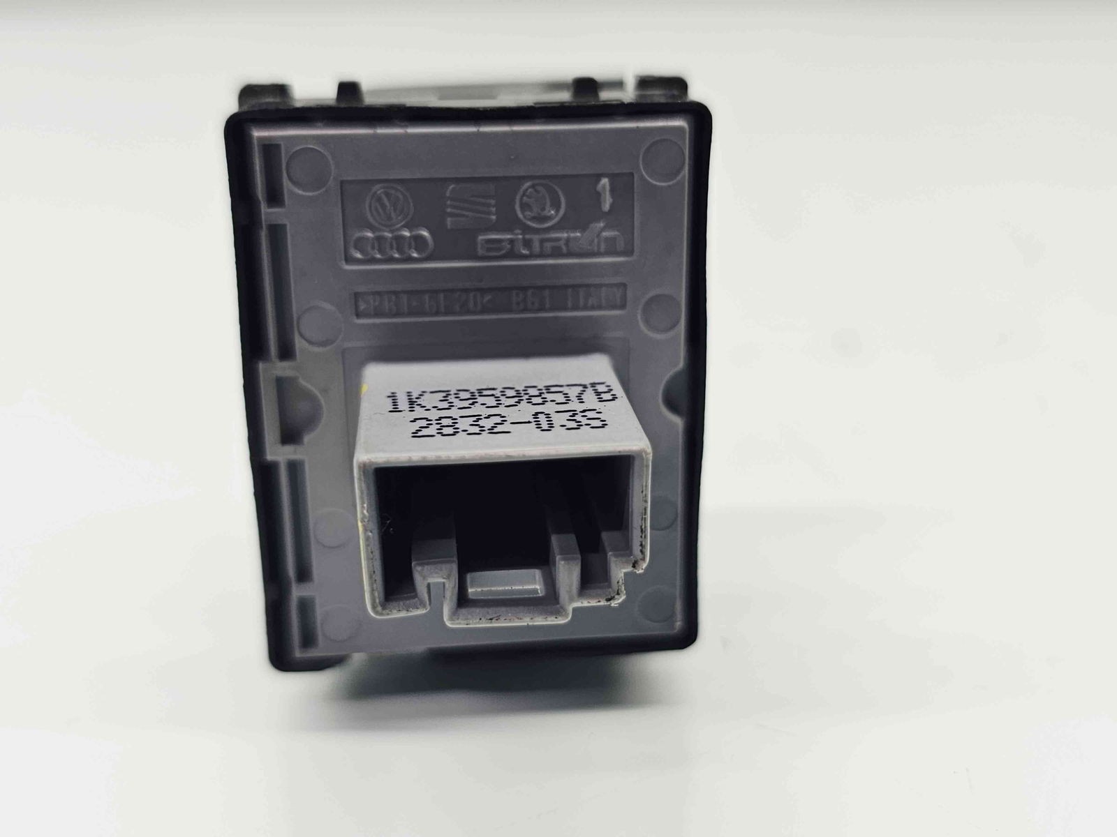 Butoane comanda geamuri sofer Volkswagen Passat B6 (3C2) [Fabr 2005-2010] 1K3959857B - imagine 3