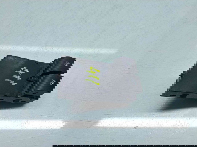  Butoane comanda geamuri sofer Opel Astra J [Fabr 2009-2015] 133059778