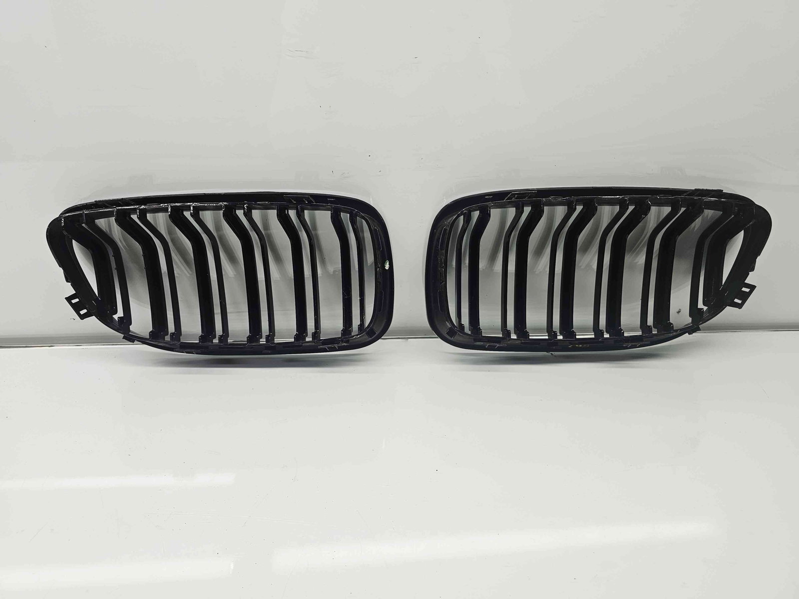Grila bara fata Bmw 3 (E90) [Fabr 2005-2011] - imagine 4
