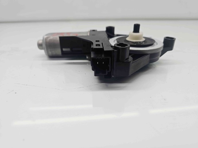 Motoras geam dreapta fata Volvo V40 II Facelift [Fabr 2013-2019]