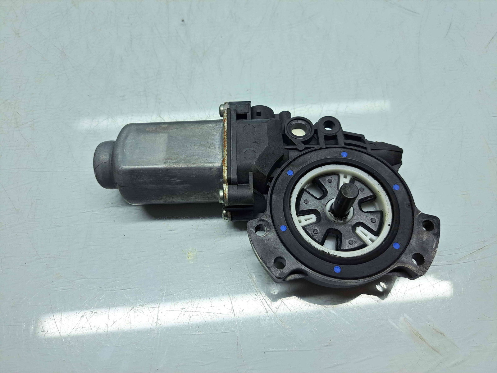 Motoras geam dreapta spate Kia Sportage III [Fabr 2010-2016] - imagine 1