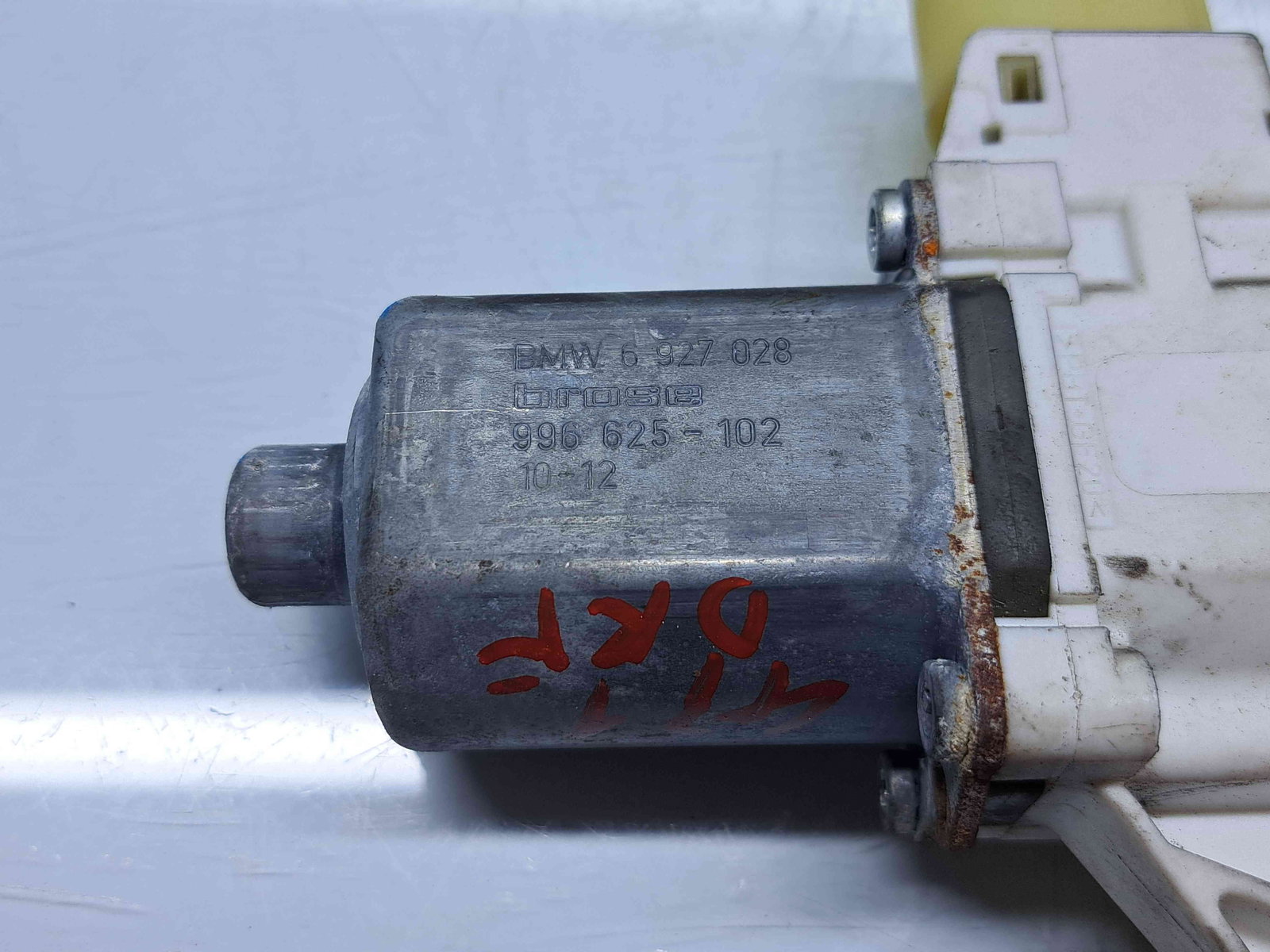 Motoras geam dreapta spate Opel Astra J [Fabr 2009-2015] - imagine 4