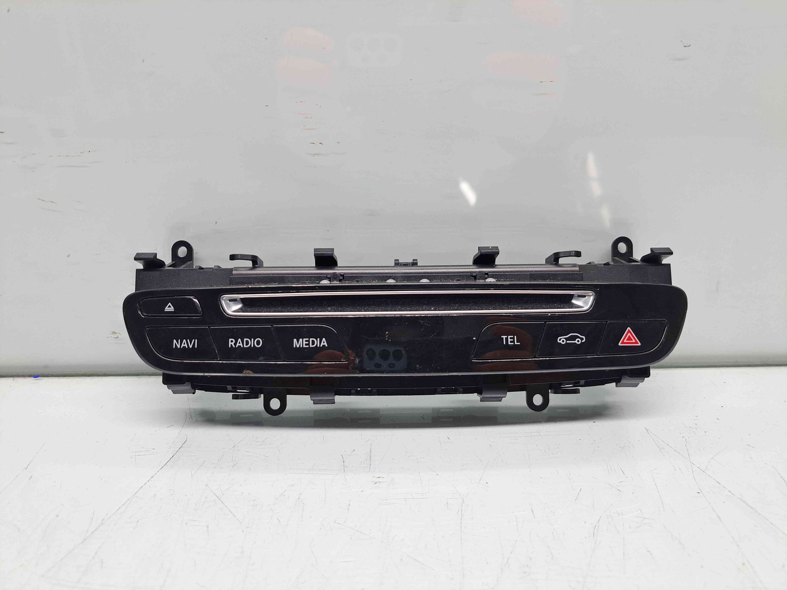 Panou media Mercedes Clasa C Combi (W205) [Fabr 2015-prezent] A2059055201 - imagine 1