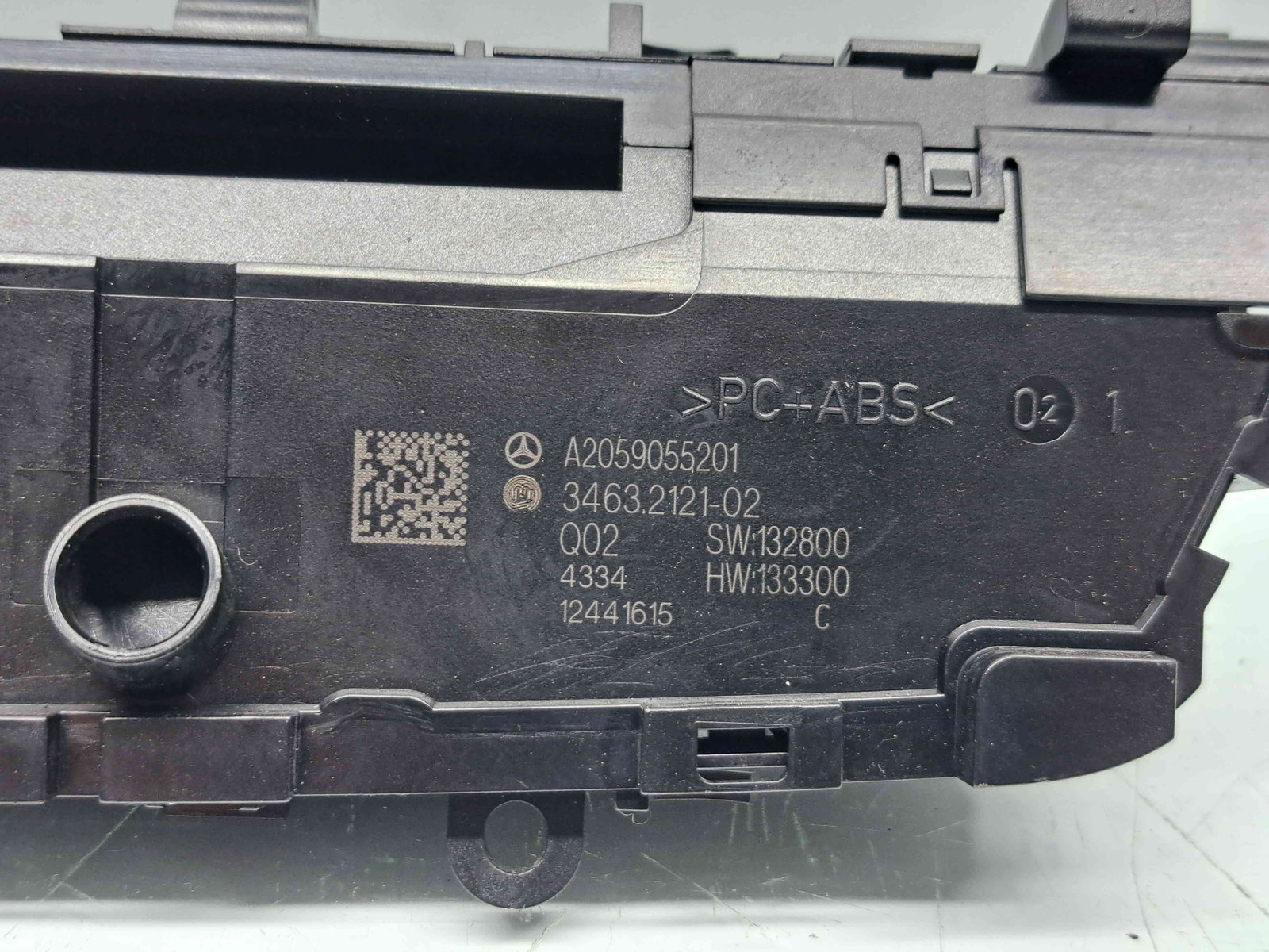 Panou media Mercedes Clasa C Combi (W205) [Fabr 2015-prezent] A2059055201 - imagine 4