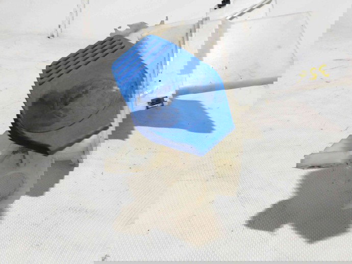 Vas lichid parbriz 3C0955453 Volkswagen Passat B6 1.9 BXE 2005-2010