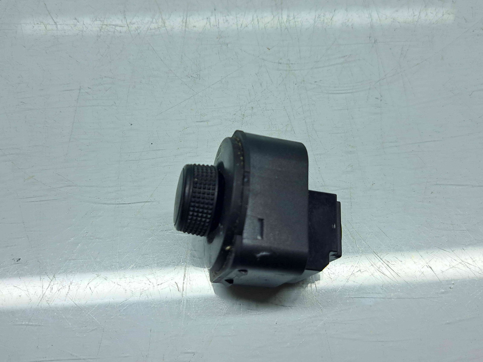 Buton reglaj oglinzi Skoda Octavia 3 Combi (5E5) [Fabr 2012-prezent] Facelift 5E0959565B - imagine 3