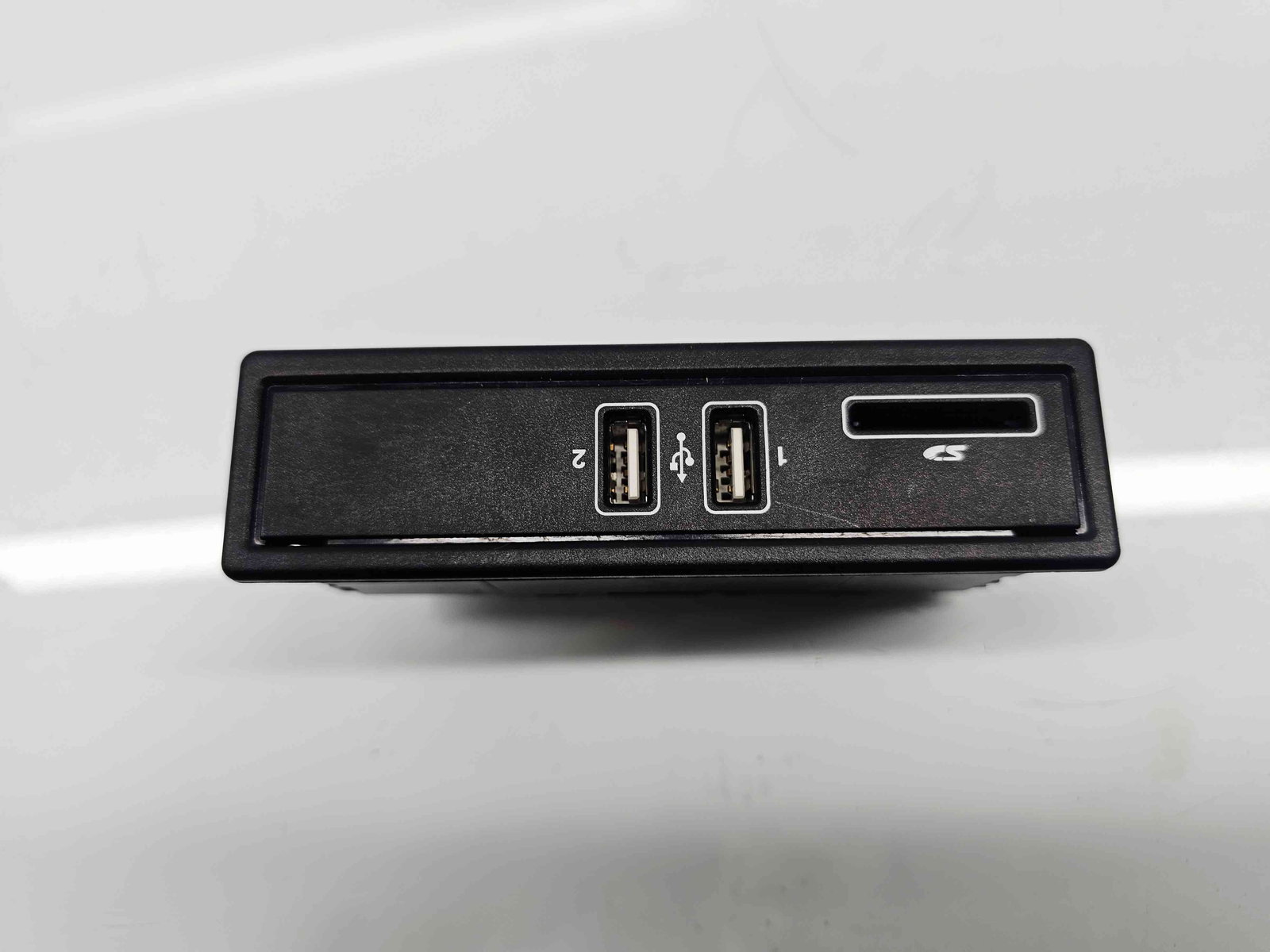 Conector auxiliar USB Mercedes Clasa C Combi (W205) [Fabr 2015-prezent] A2058200126 - imagine 3
