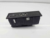 Conector auxiliar USB Mercedes Clasa C Combi (W205) [Fabr 2015-prezent] A2058200126