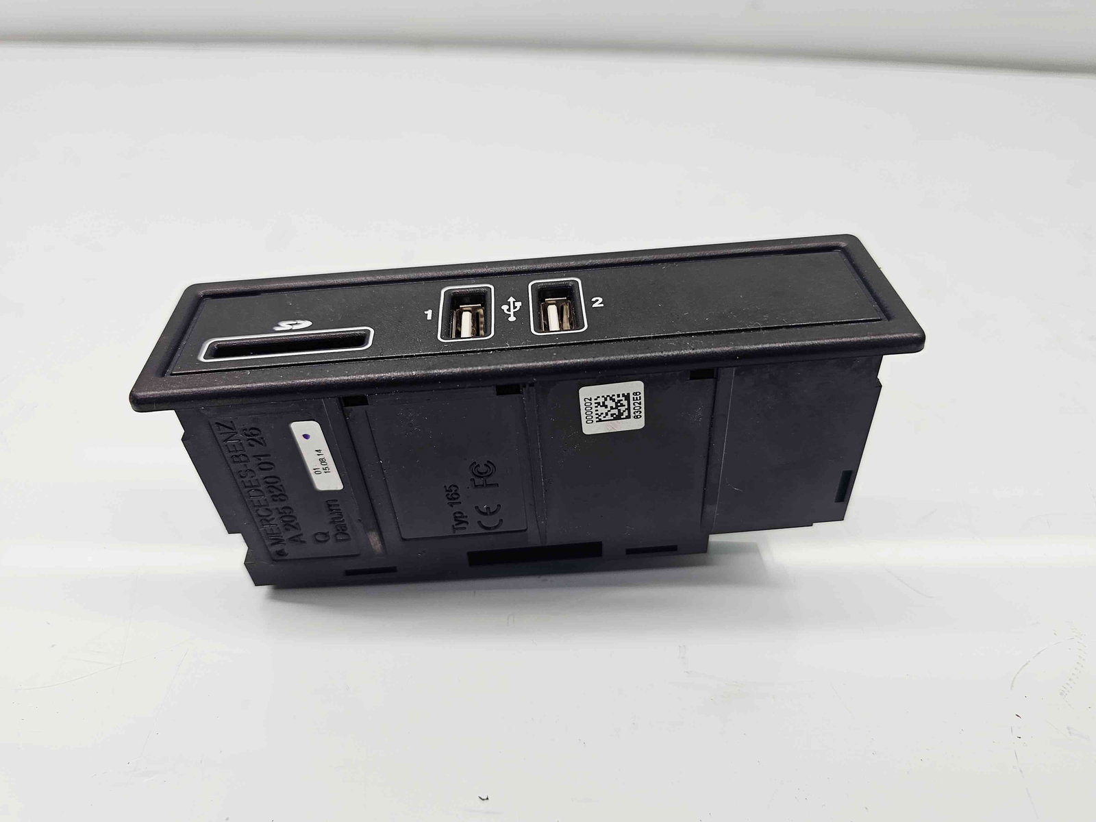 Conector auxiliar USB Mercedes Clasa C Combi (W205) [Fabr 2015-prezent] A2058200126 - imagine 5