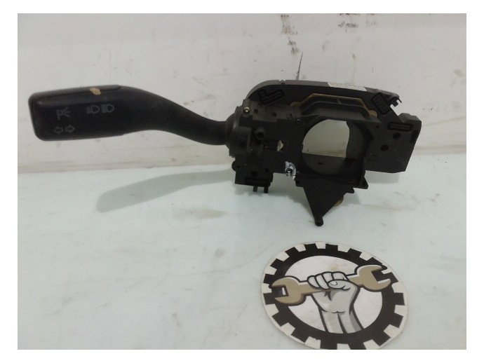 Maneta semnalizare Audi A4 B7 2.0 TDI 8E0953549F 2004-2008