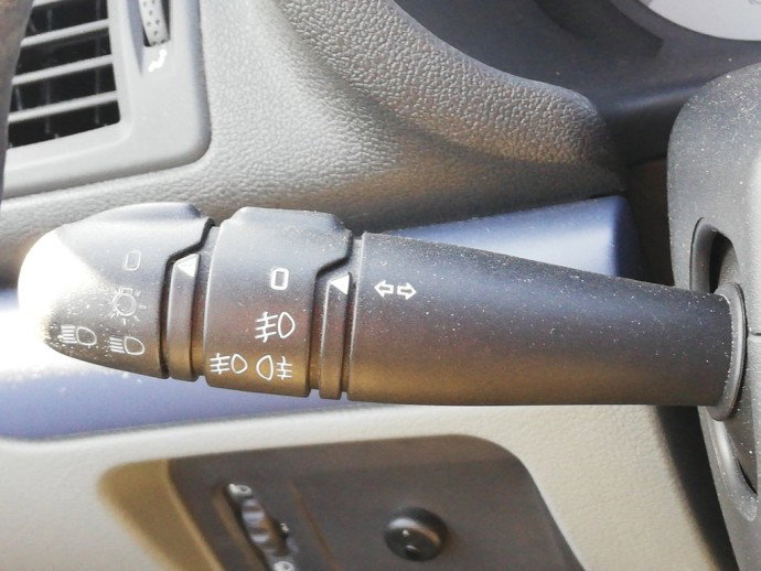 Maneta semnalizare Renault Clio Symbol 1.5 DCI K9K OEM 2005-2012