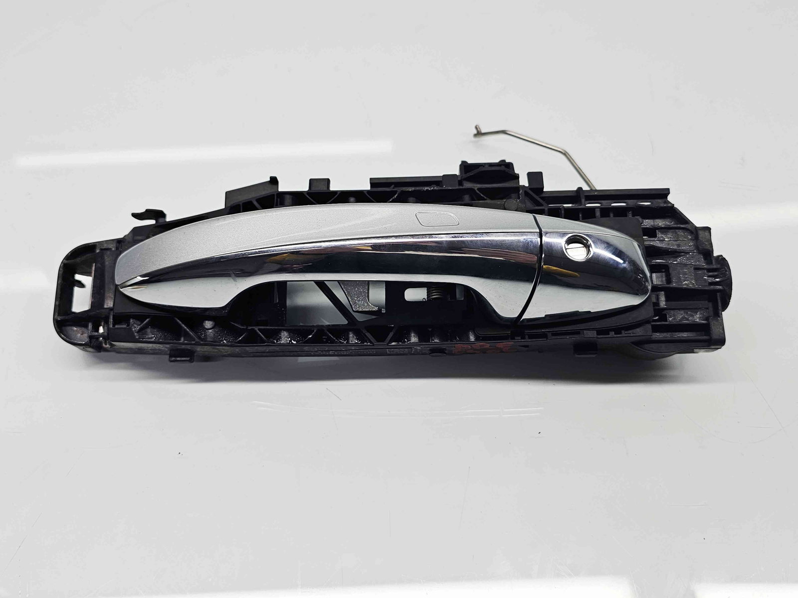 Maner usa dreapta fata Mercedes Clasa C Combi (W205) [Fabr 2015-prezent] - imagine 1