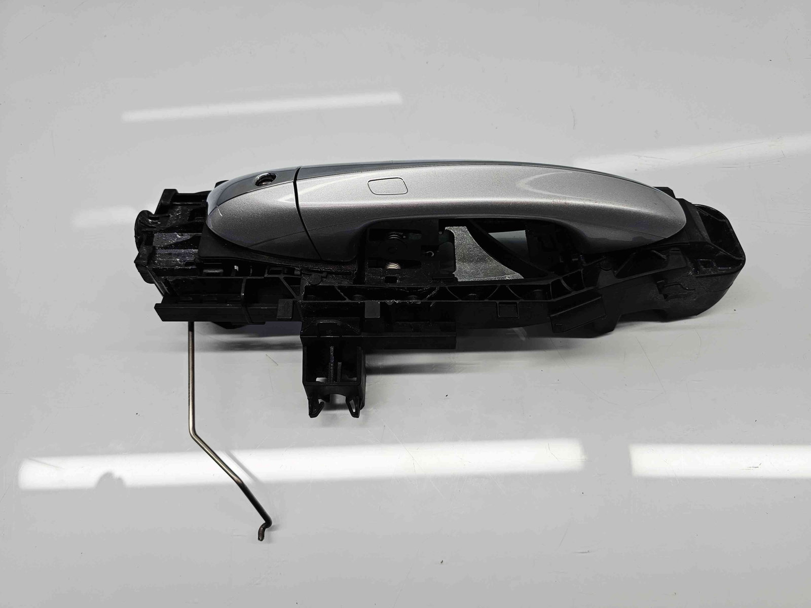 Maner usa dreapta fata Mercedes Clasa C Combi (W205) [Fabr 2015-prezent] - imagine 2