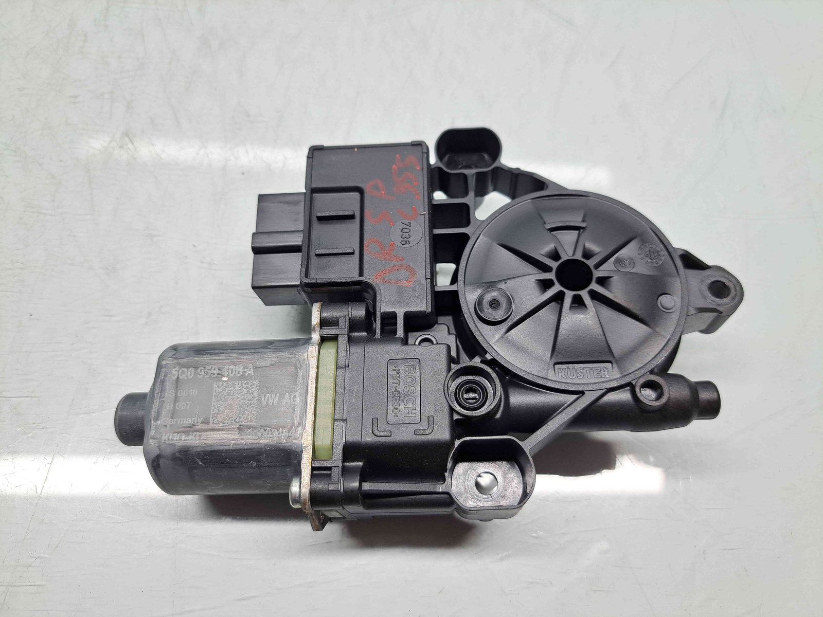 Motoras geam dreapta spate Skoda Octavia 3 Combi (5E5) [Fabr 2012-prezent] Facelift - imagine 1