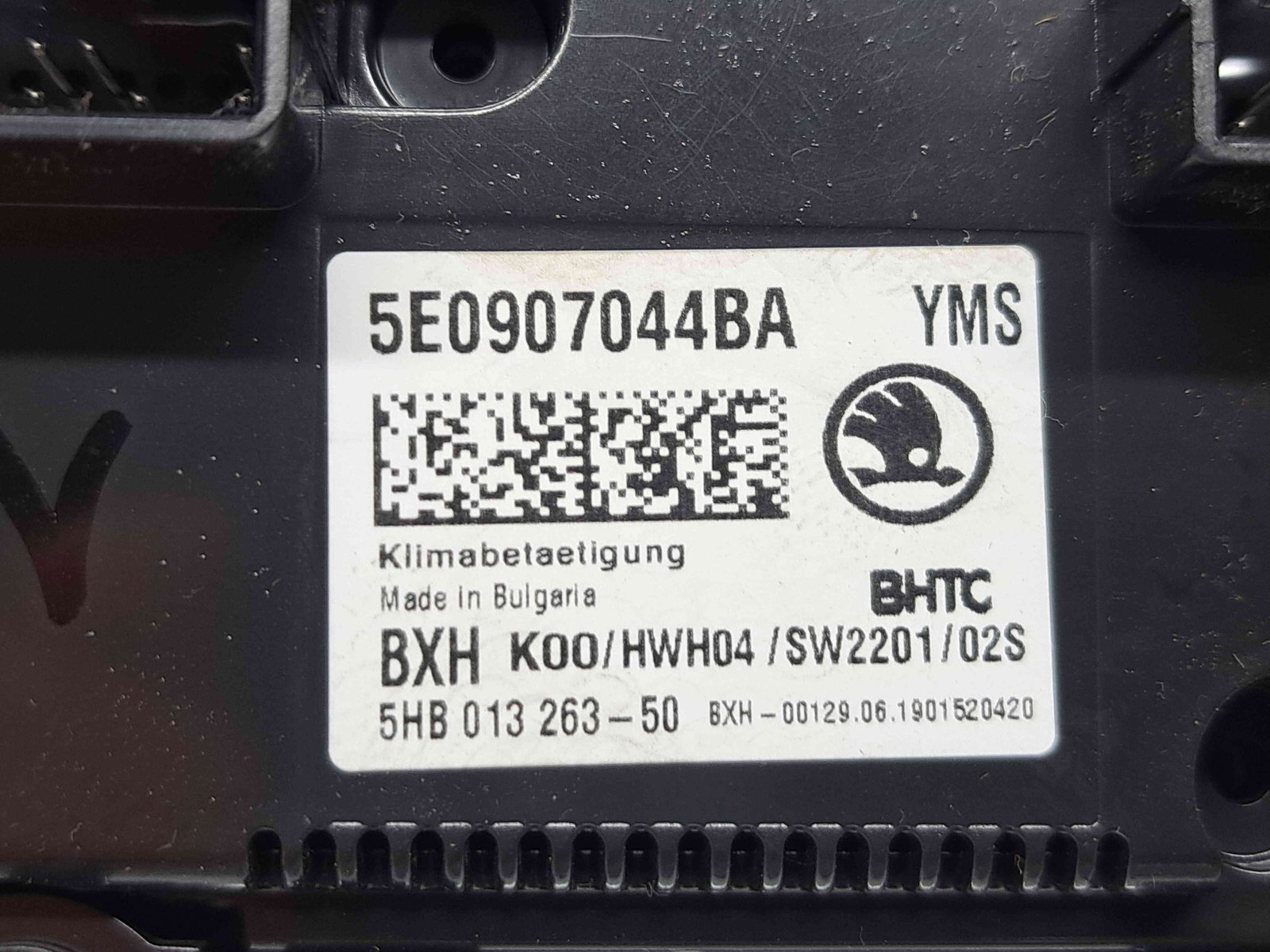 Panou comanda clima Skoda Octavia 3 Combi (5E5) [Fabr 2012-prezent] Facelift 5E0907044BA - imagine 5