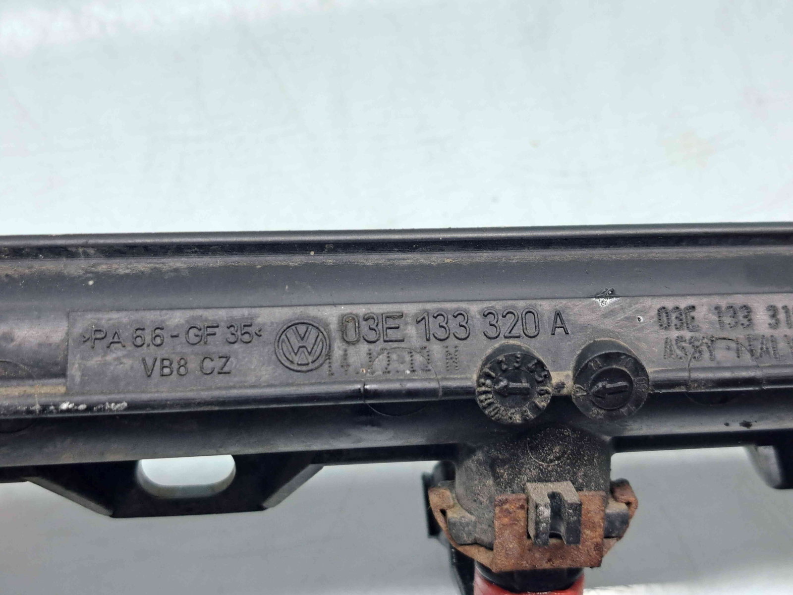 Rampa injectoare Skoda Fabia 2 (5J, 542) [Fabr 2007-2014] 03E133320A 1.2 benz CGPA 51KW / 69CP - imagine 5