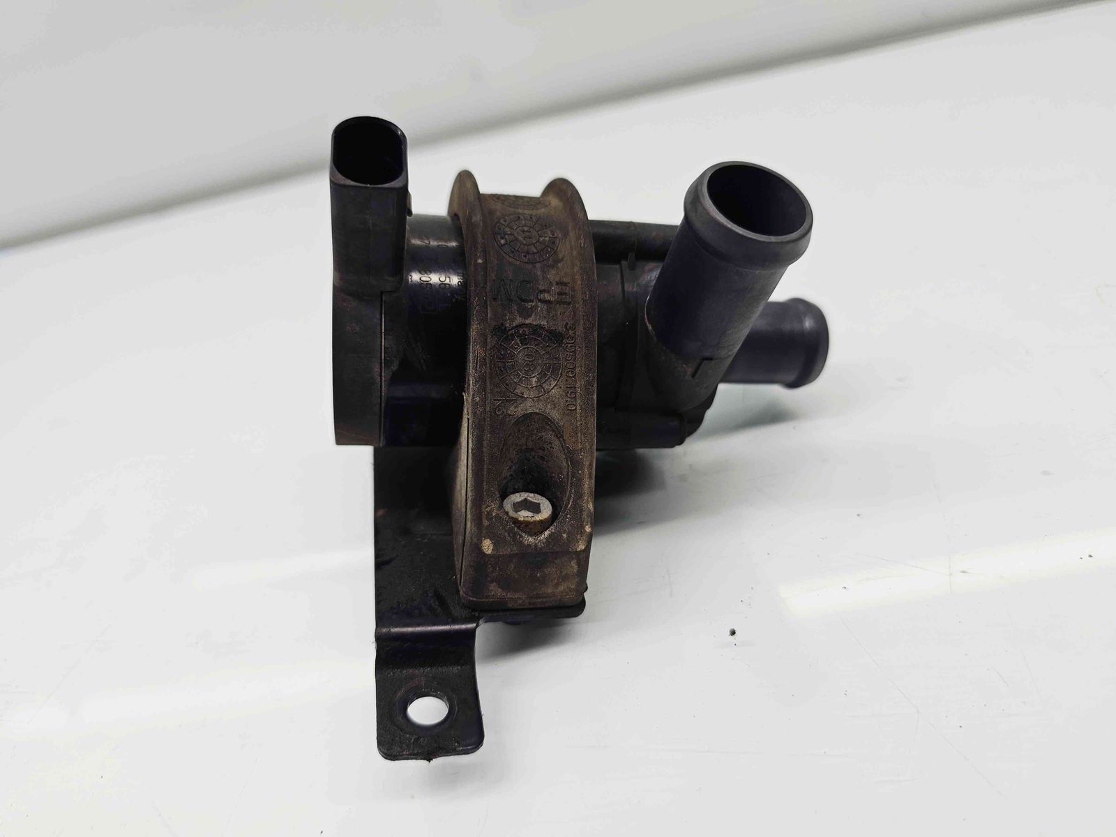 Pompa recirculare apa Skoda Rapid Spaceback (NH1) [Fabr 2012-prezent] 1K0965561L 1.2 TSI CBZB 77KW / 105CP - imagine 4