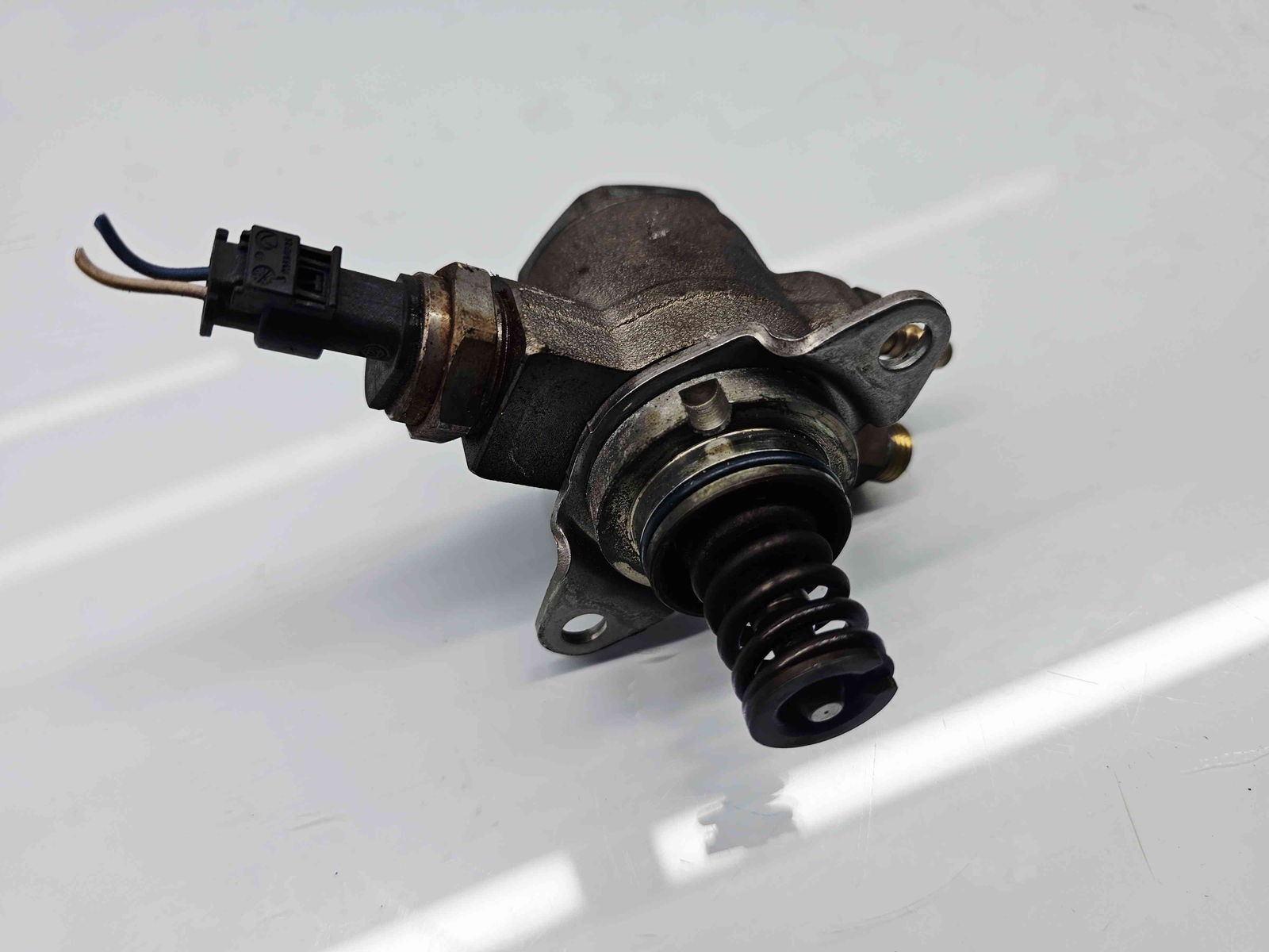 Pompa inalta presiune Volkswagen Polo (6R) [Fabr 2009-2016] 03C127026M 1.2 TSI CBZB 77KW / 105CP - imagine 6