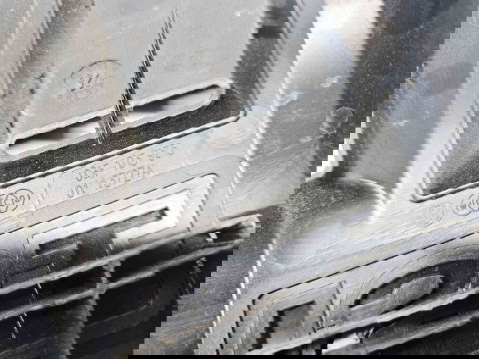 Capac motor Skoda Rapid Spaceback (NH1) [Fabr 2012-prezent] 03F103935 1.2 TSI CBZB 77KW / 105CP