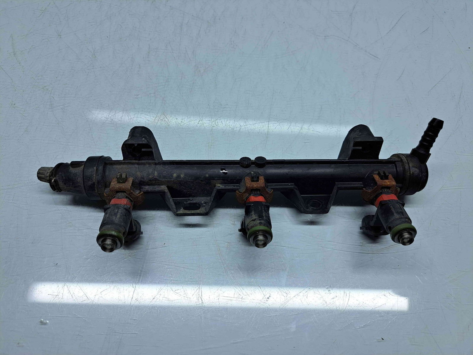 Rampa injectoare Volkswagen Polo (9N) [Fabr 2001-2008] 03E133320A 1.2 benz CGPA 51KW / 69CP - imagine 3