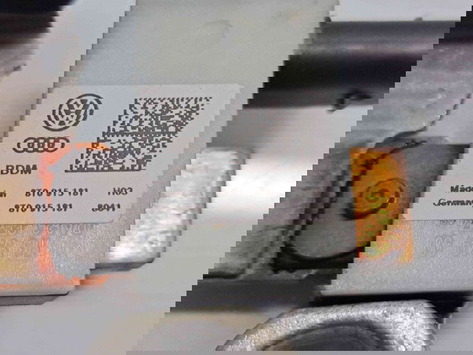  Borna baterie (-)  AUDI A5 (8T3) [Fabr 2007-2015] 8T0915181 