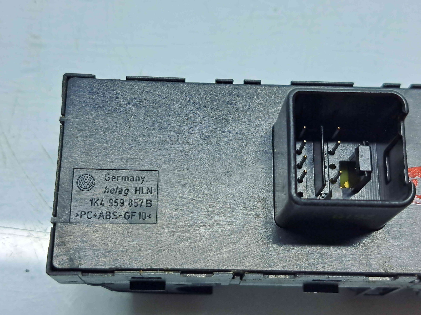 Butoane comanda geamuri sofer Volkswagen Golf 6 (5K1) [Fabr 2009-2013] 1K4959857B - imagine 4