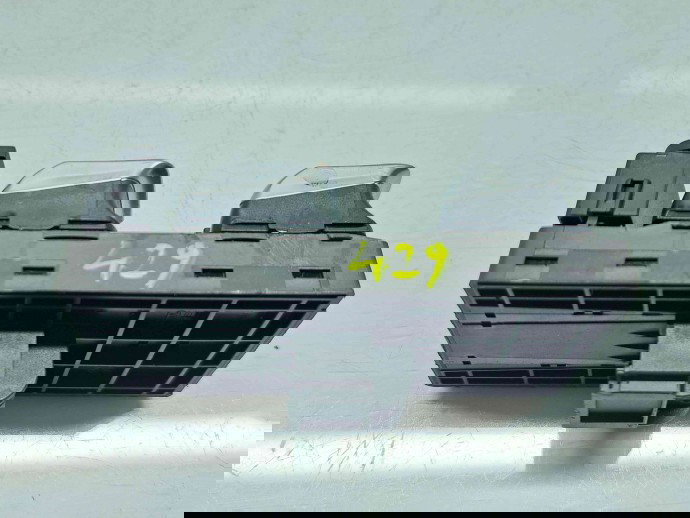  Butoane comanda geamuri sofer Audi A1 Sportback (8XF) Facelift [Fabr 2011-2018] 8U0959851