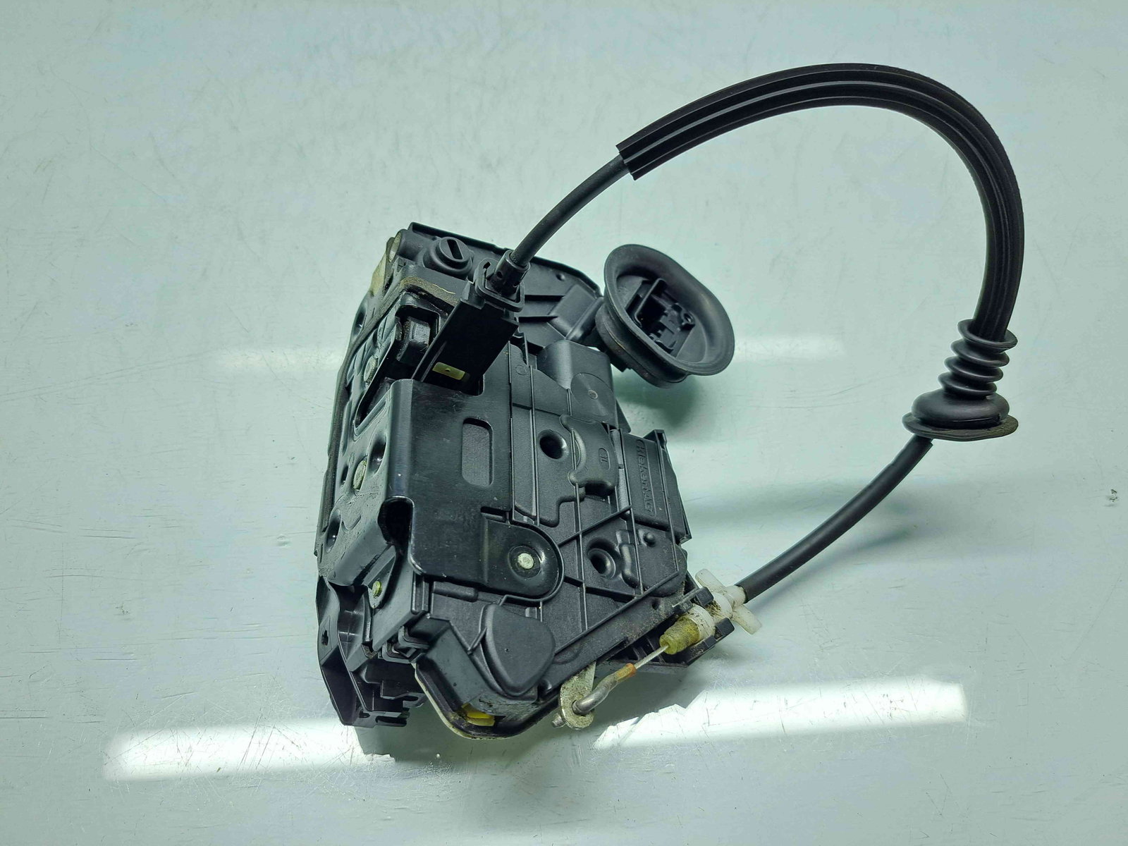 Broasca usa stanga spate Volkswagen Golf 6 (5K1) [Fabr 2009-2013] - imagine 2